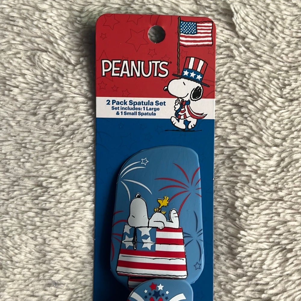 New Peanuts Set - Picture 3 of 3